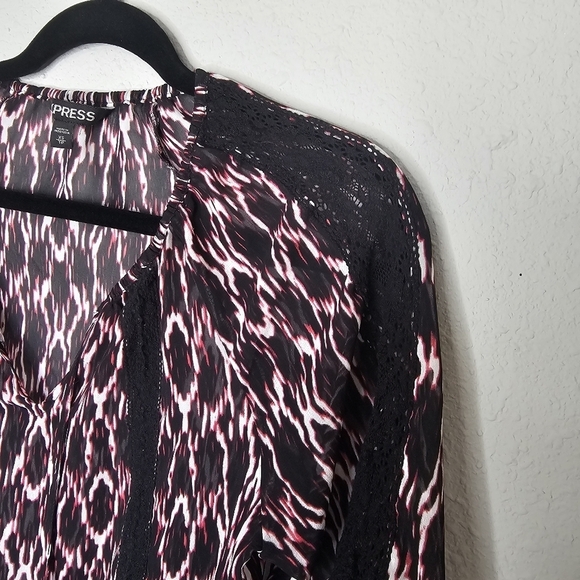 Express Sheer Abstract Multicolor Print Black Lace Accents‎ Size XS - Picture 5 of 8